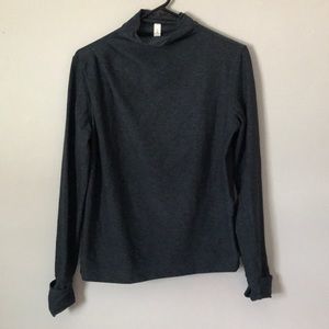 Lululemon Mock Neck Pullover size 6